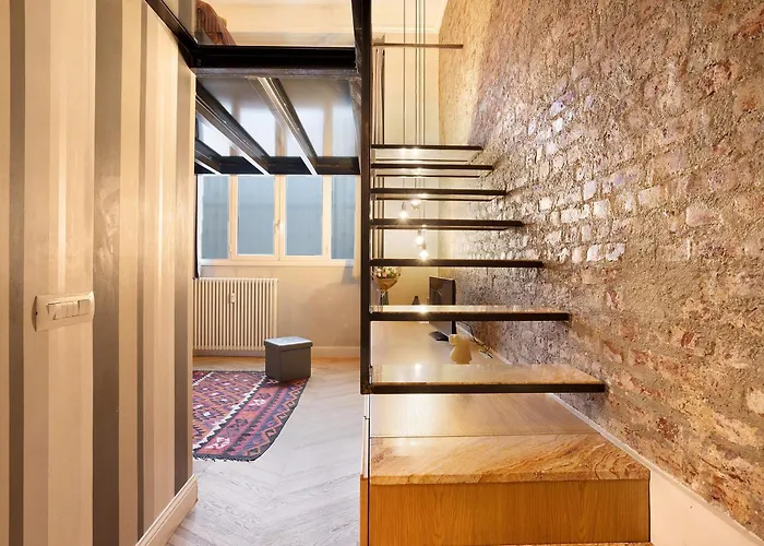 Dezza Loft *